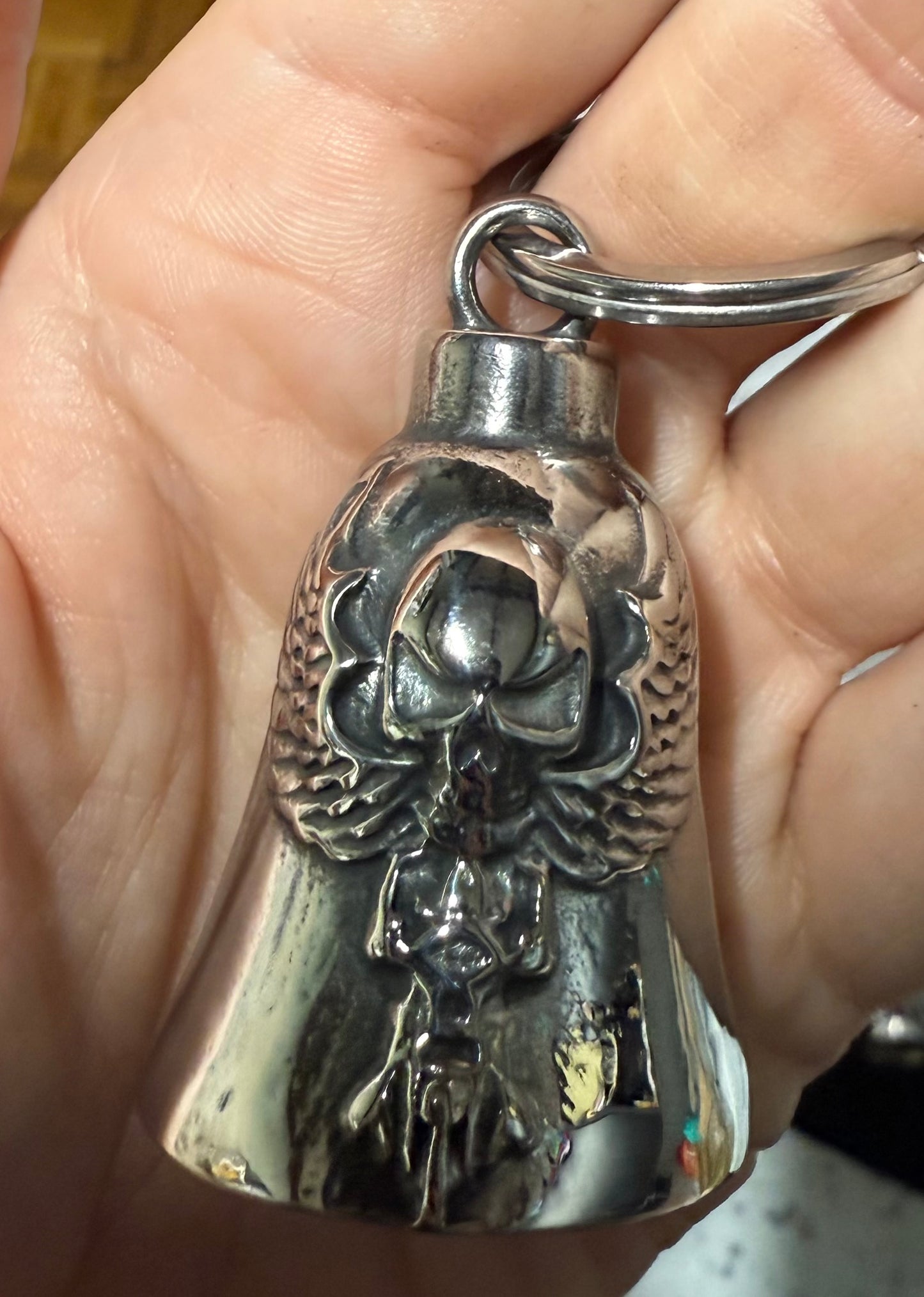 Ghost Rider Guardian Bell – Justice or Evil? Choose Your Path
Embrace the fiery spirit of Johnny Blaze with this Ghost Rider Guardian Bell, inspired by the iconic comic and film character. The Ghost Rider is a symbol of vengeance, justice, and the eternal struggle between good and evil. With flames that burn through darkness, Johnny Blaze rides as both a hero and a force of reckoning. This bell represents the crossroads of destiny: will you stand for justice, or give in to the power of evil?
Durable Mater